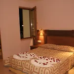 Dorian Hotel 3*