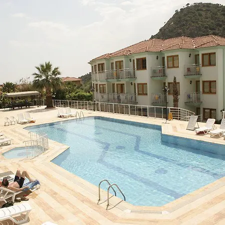 Dorian Hotell 3*